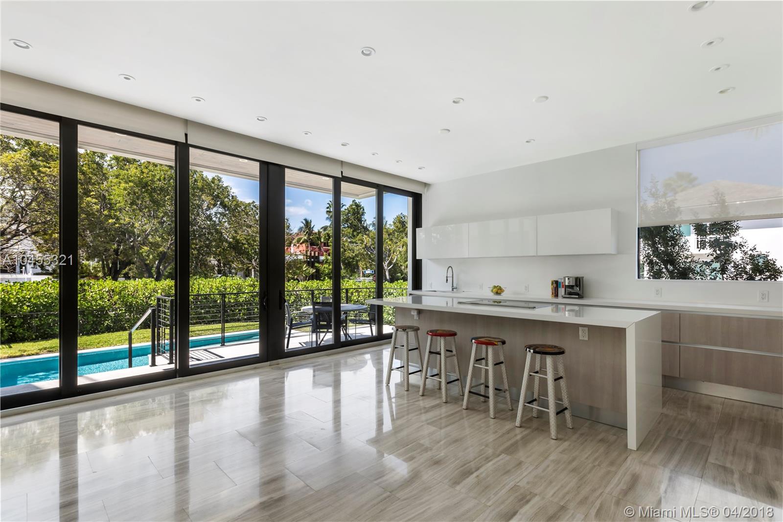 265 Harbor Drive Key Biscayne, FL 33149 - Photo 8 of 36