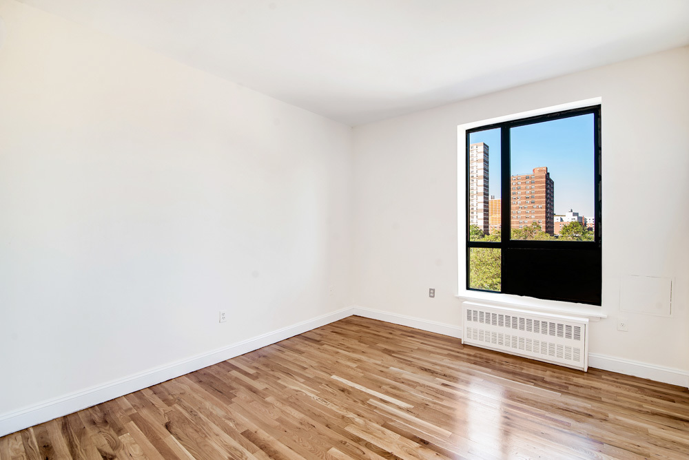 471 Vanderbilt Avenue, Unit 4A Brooklyn, NY 11238 - Photo 3 of 4