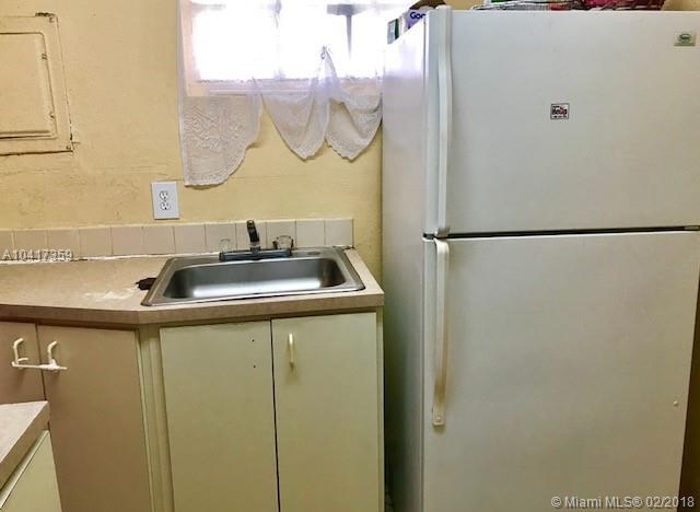 2424 Northwest 28th Street Miami, FL 33142 - Photo 14 of 24