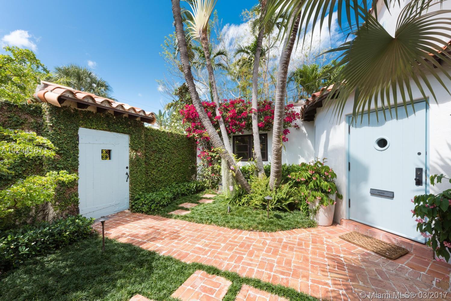 4591 North Bay Road Miami Beach, FL 33140 - Photo 9 of 33