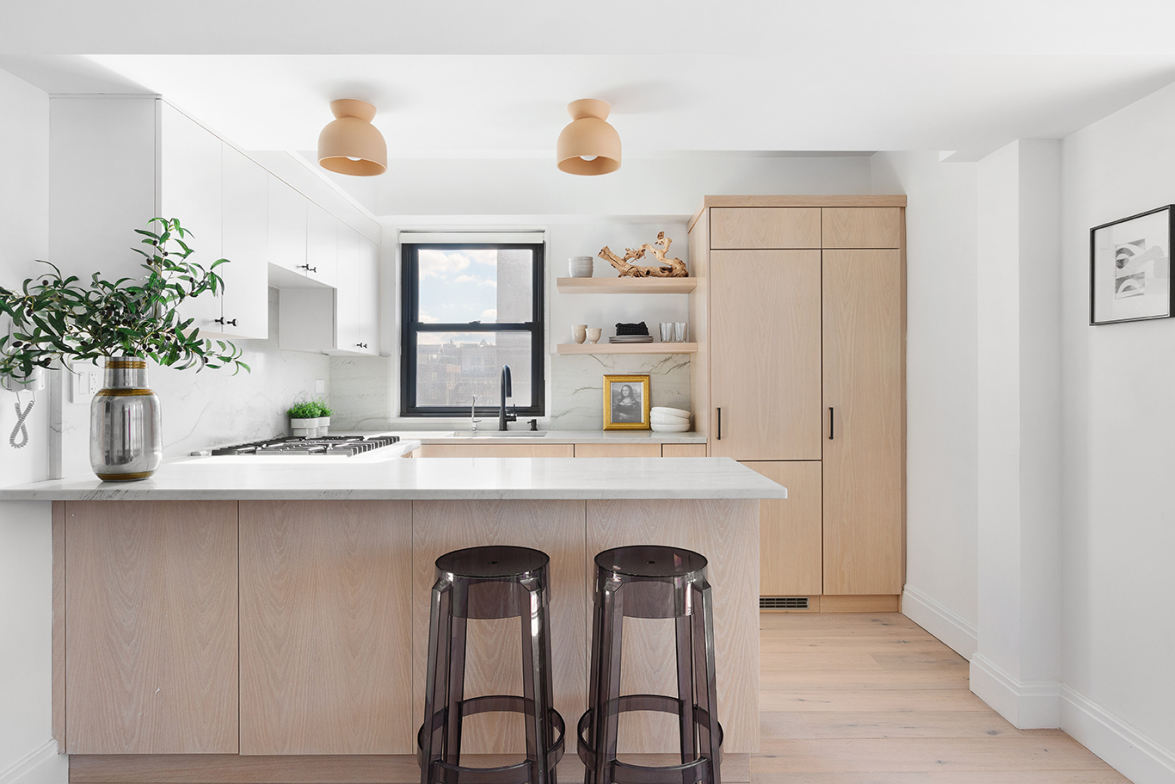 175 West 13th Street, Unit 17B Manhattan, NY 10011 - Photo 3 of 10