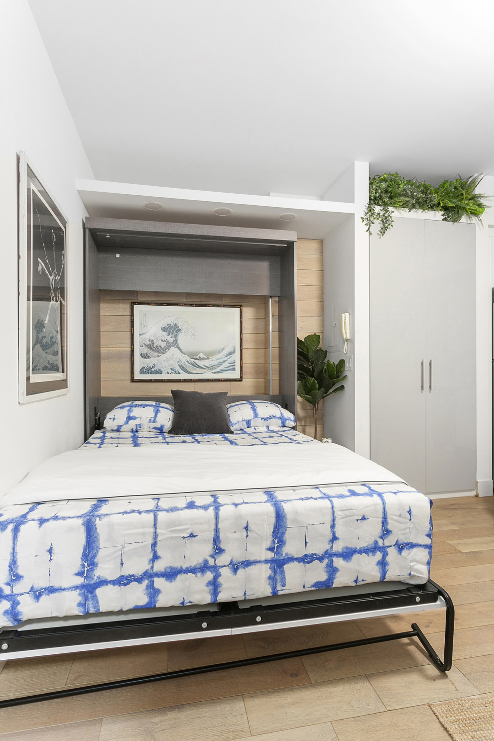 102 West 80th Street, Unit 34 Manhattan, NY 10024 - Photo 2 of 7