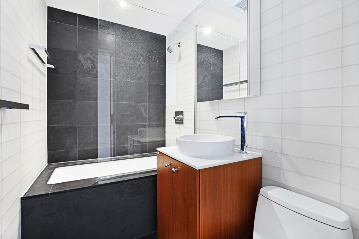 425 East 13th Street, Unit 3N Manhattan, NY 10009 - Photo 6 of 11