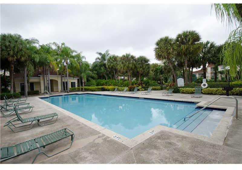 620 South Park Road, Unit 28 Hollywood, FL 33021 - Photo 7 of 18 Gallery Image 7