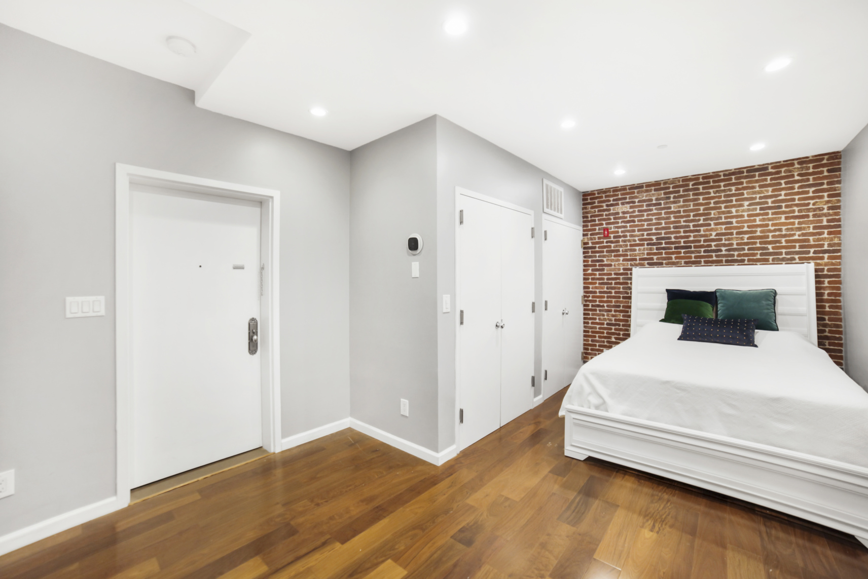 90 North 5th Street, Unit 1C Brooklyn, NY 11249 - Photo 6 of 17