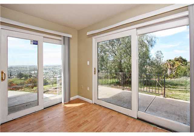 9296 Ivy Lane Spring Valley, CA 91977 - Photo 10 of 20 Gallery Image 10