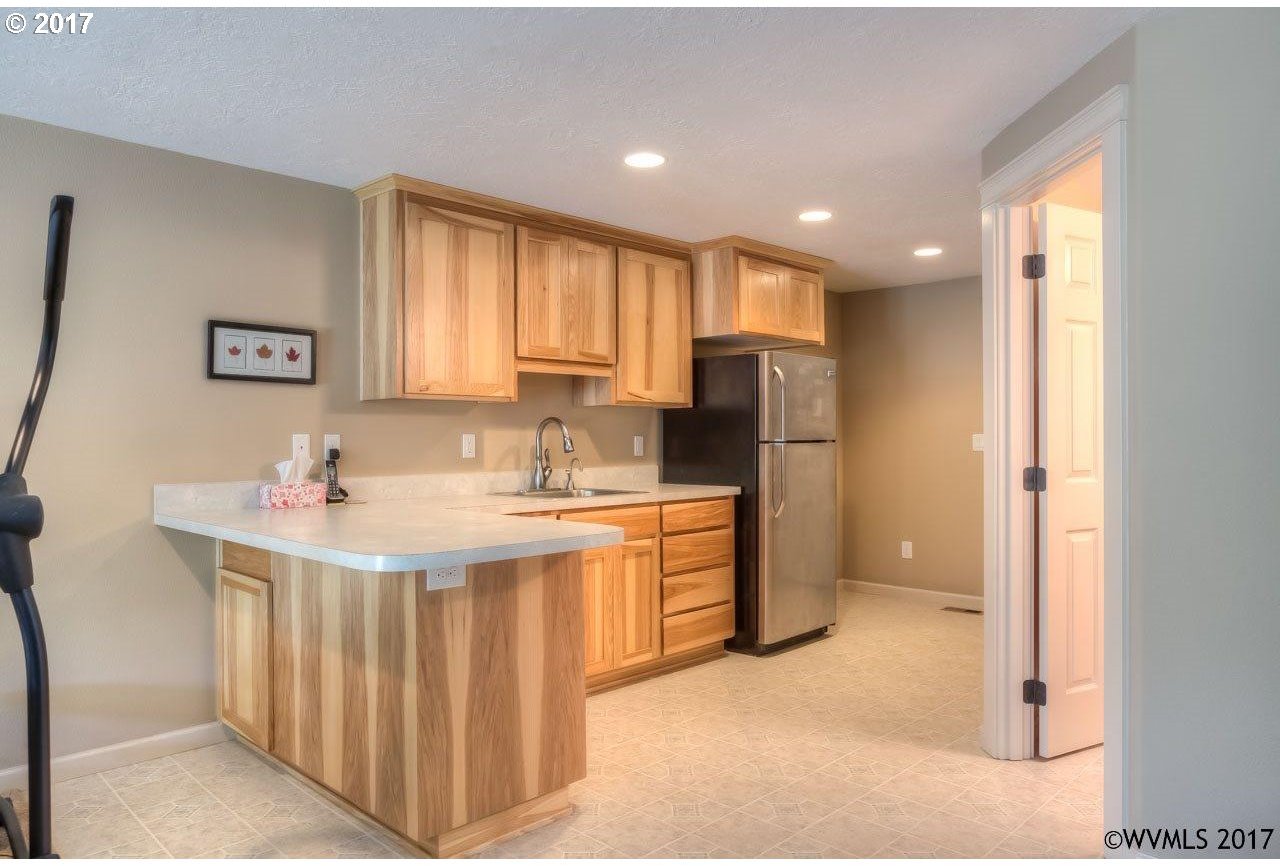 1764 Chemawa Road Northeast Keizer, OR 97303 - Photo 15 of 30 Gallery Image 15