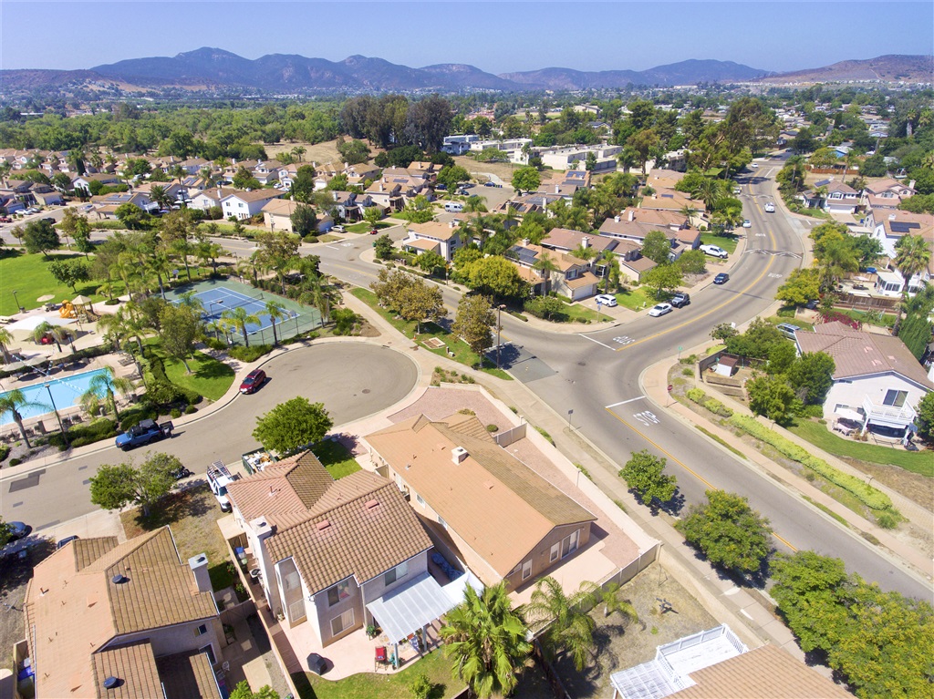 204 Parkside Place Santee, CA 92071 - Photo 19 of 25