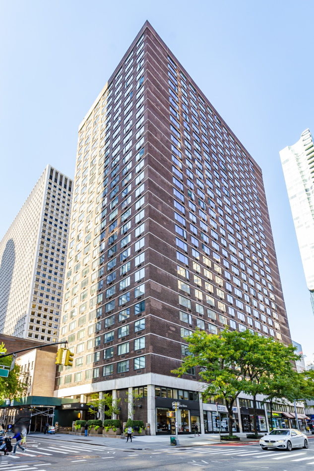 The Brevard 245 E 54th St, Manhattan, NY 10022 - Photo 2 of 3