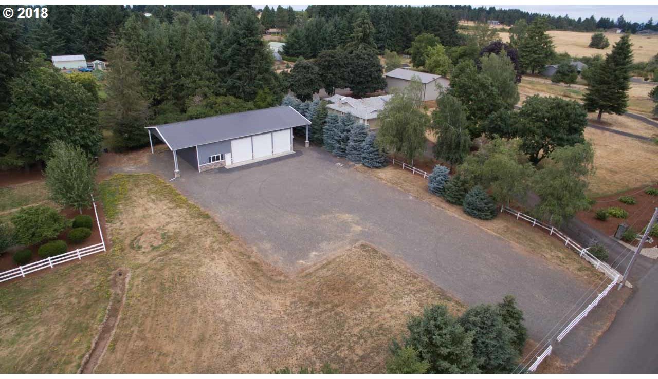 7791 MacLeay Road Southeast Salem, OR 97317 - Photo 6 of 17 Gallery Image 6