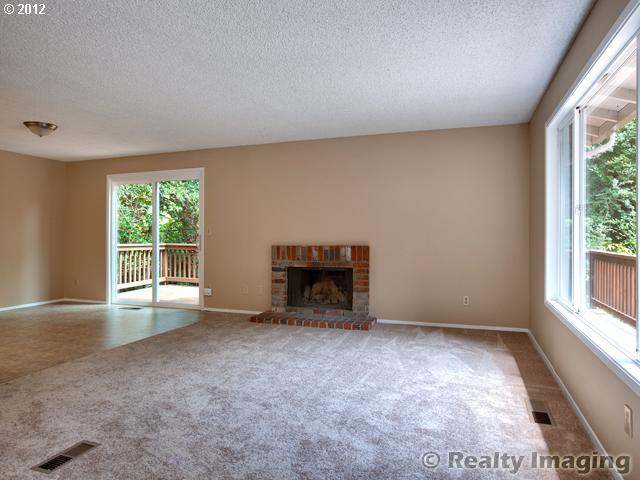 8957 Southwest Boones Ferry Road Portland, OR 97219 - Photo 2 of 8 Gallery Image 2