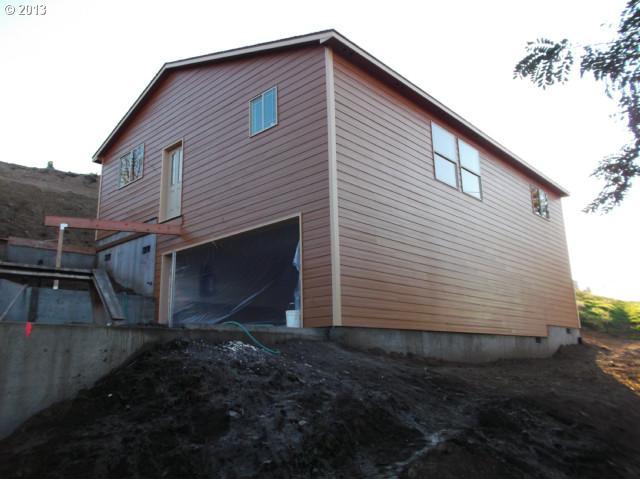 905 South Main Street Pendleton, OR 97801 - Photo 1 of 13