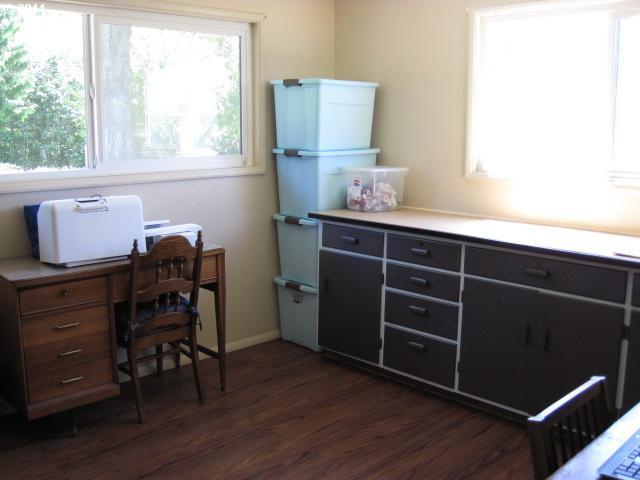 215 Guier Road Kelso, WA 98626 - Photo 4 of 10 Gallery Image 4