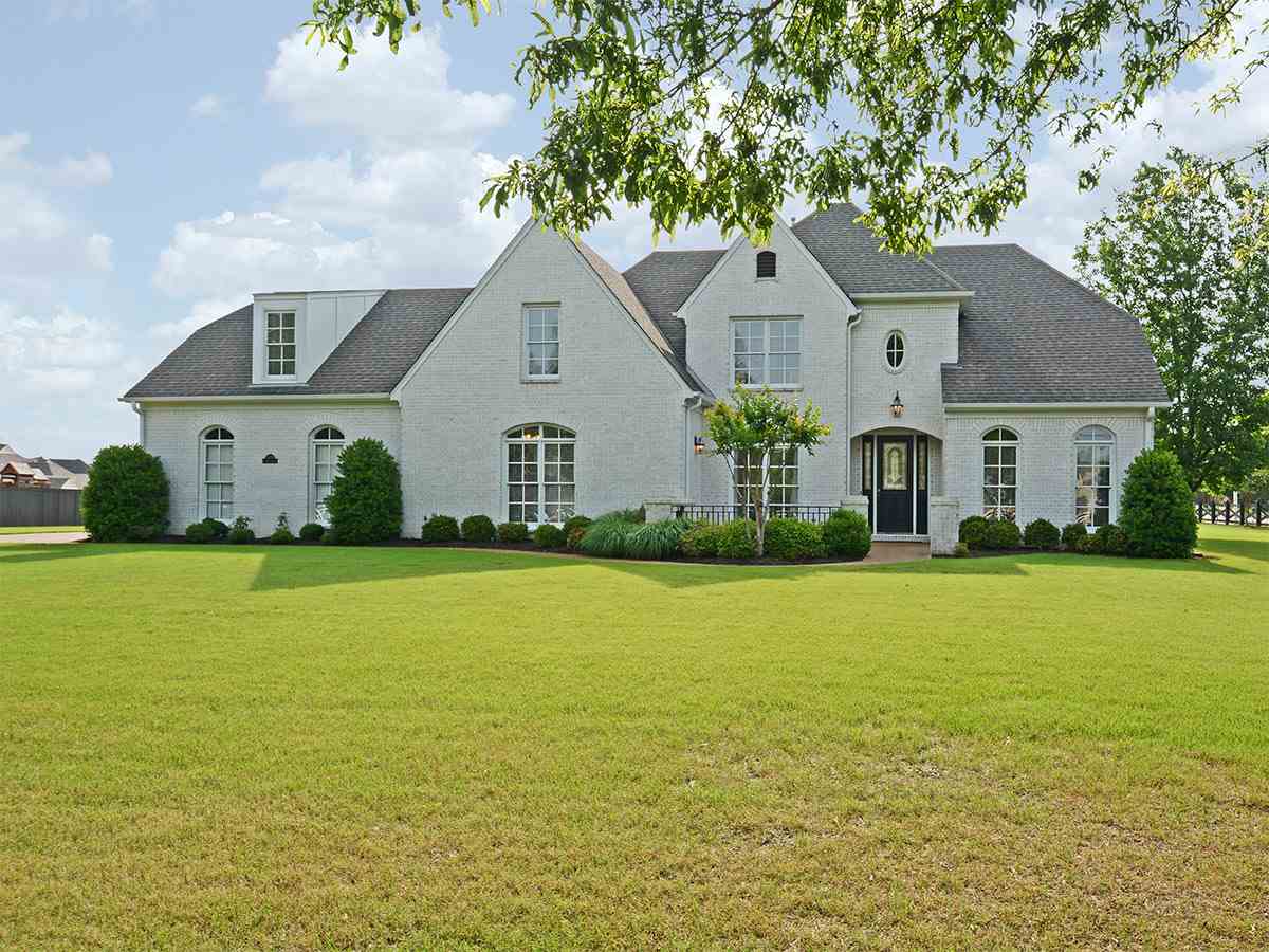 4458 Fleming Road Collierville, TN 38017 - Photo 1 of 25 If you are looking for a dream home,you have come to the right place!! Appraised at 3728 sq ft,this 5 bedroom home has it all:2 bedrooms /2 baths down;living and hearth room;3 bedrooms and bonus room plus office up; .96 AC lot.