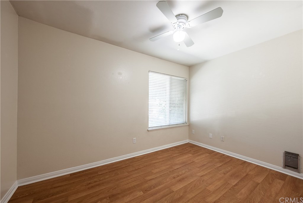 938 Aaron Drive Redlands, CA 92374 - Photo 6 of 22