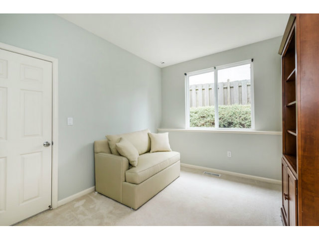 544 Monterey Road, Unit B Pacifica, CA 94044 - Photo 17 of 25 Gallery Image 17
