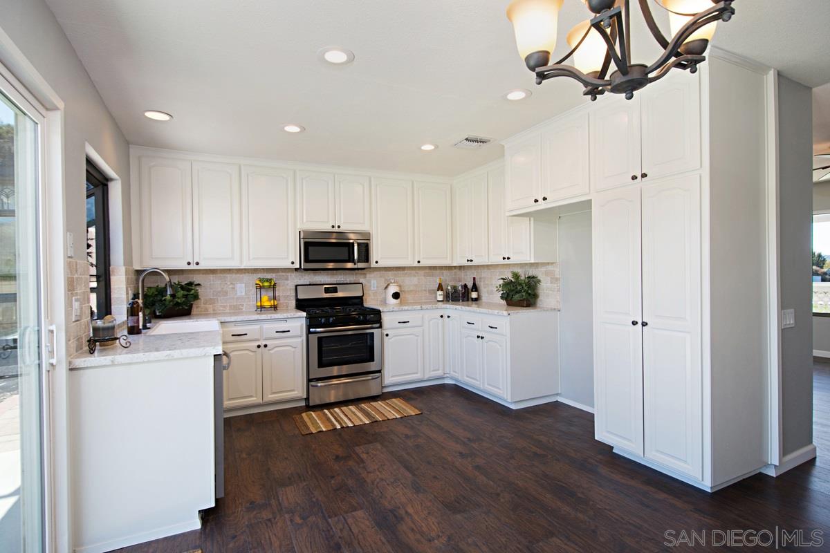 9901 Los Ranchitos Road Santee, CA 92071 - Photo 12 of 24