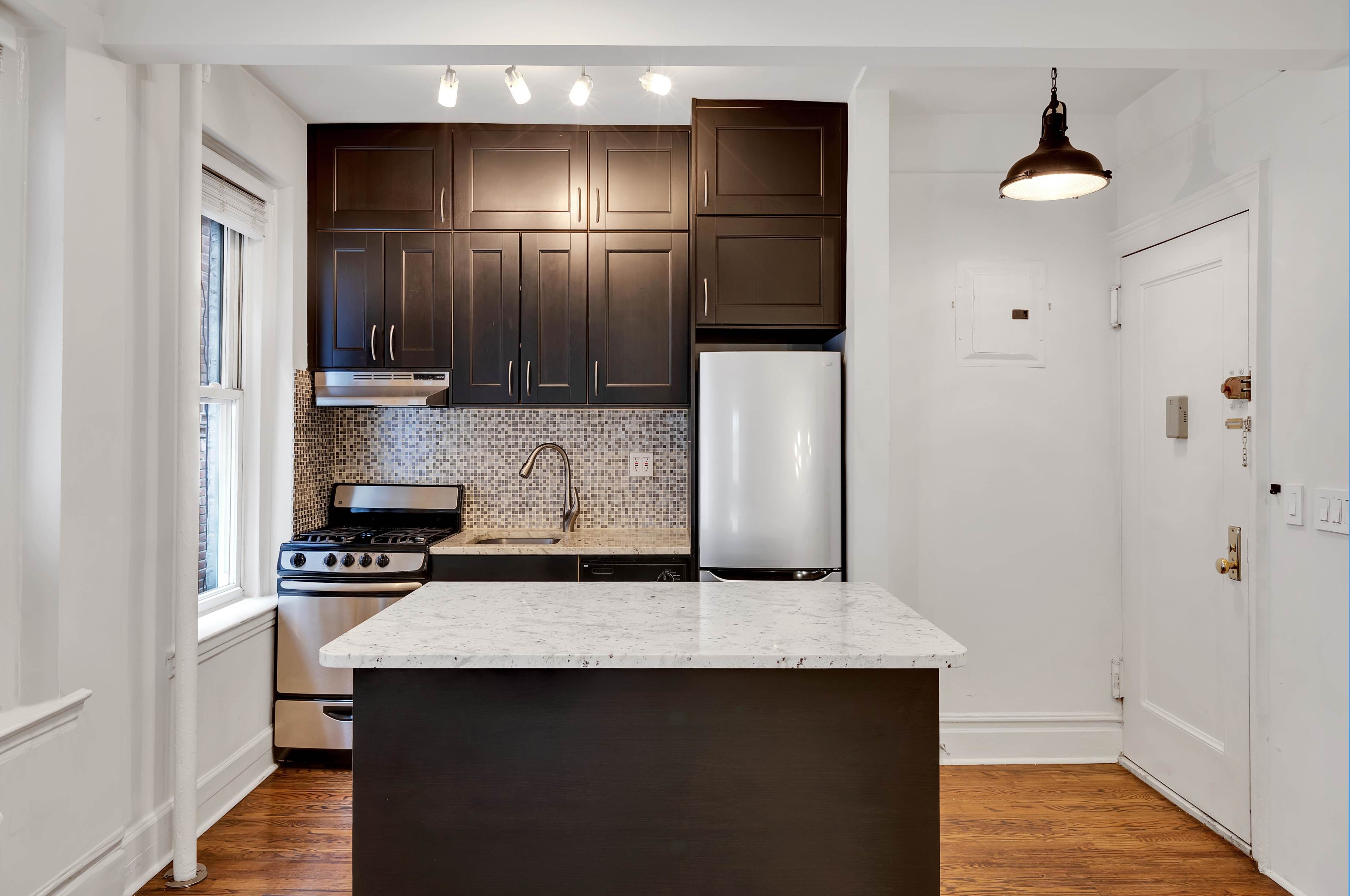 223 East 50th Street, Unit 6B Manhattan, NY 10022 - Photo 2 of 6