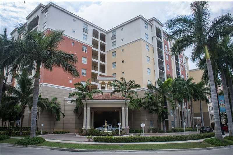 17100 North Bay Road, Unit 1407 Sunny Isles Beach, FL 33160 - Photo 2 of 15