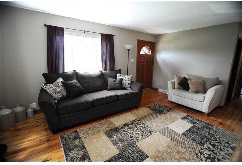 2371 Hookstown Grade Road Clinton, PA 15026 - Photo 4 of 16 Gallery Image 4