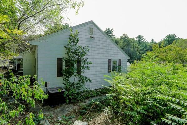 117 Spring Street Wakefield, MA 01880 - Photo 4 of 25