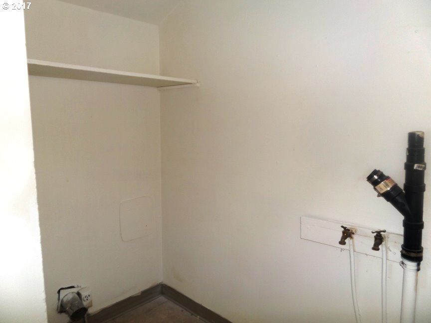 274 Colorado Street Longview, WA 98632 - Photo 14 of 18 Gallery Image 14