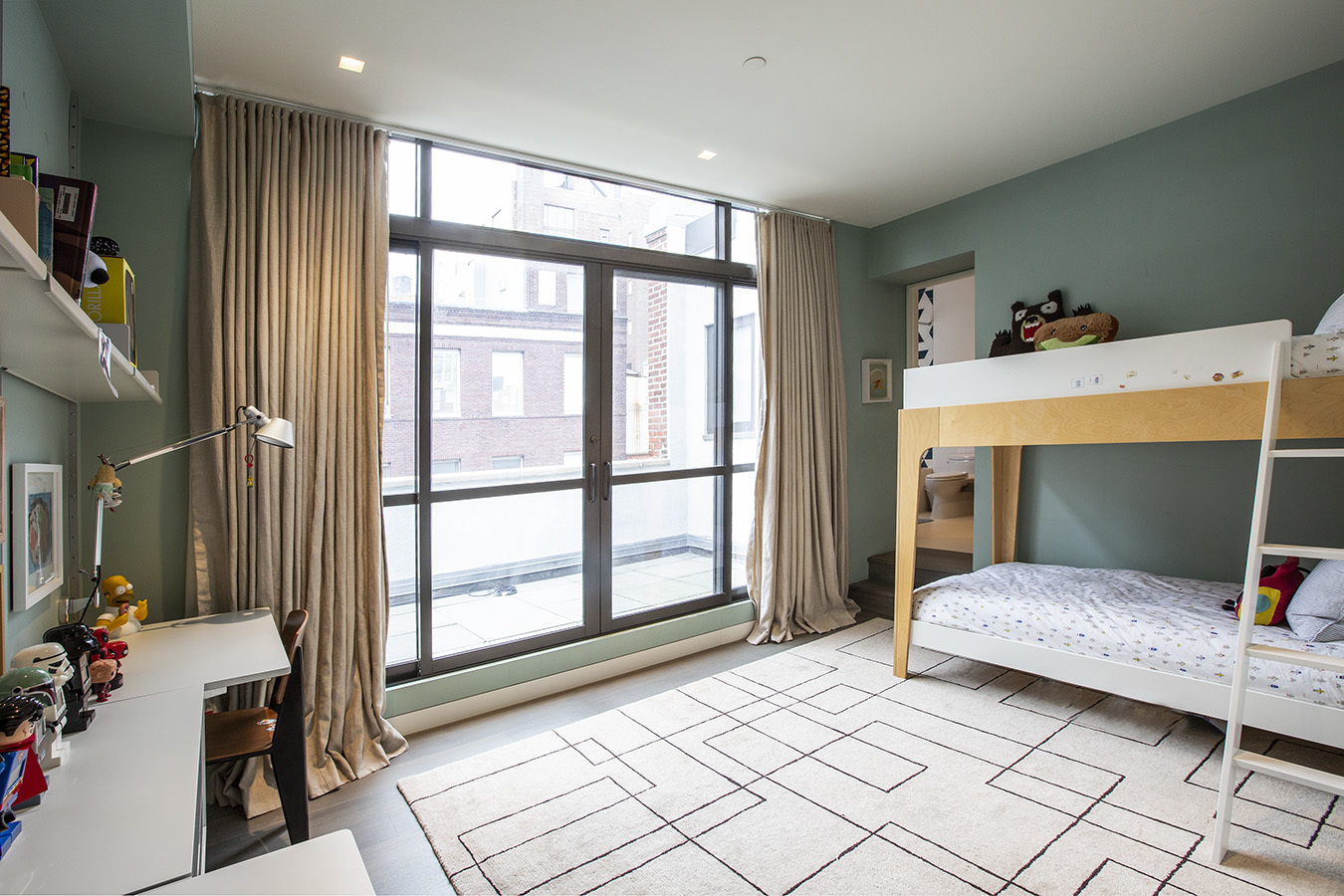 532 West 22nd Street, Unit 5B Manhattan, NY 10011 - Photo 14 of 20