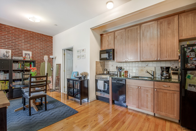 68 Maspeth Avenue, Unit 2A Brooklyn, NY 11211 - Photo 3 of 6