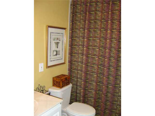 655 Riverside Drive, Unit 305A Memphis, TN 38103 - Photo 17 of 25