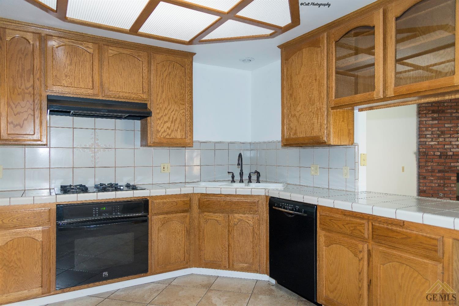 1507 Jenkins Road Bakersfield, CA 93314 - Photo 9 of 40 Gallery Image 9