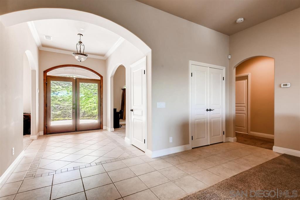 3841 Reche Road Fallbrook, CA 92028 - Photo 4 of 25