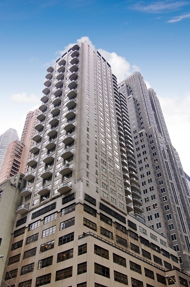 159 West 53rd Street, Unit 19C Manhattan, NY 10019 - Photo 6 of 7