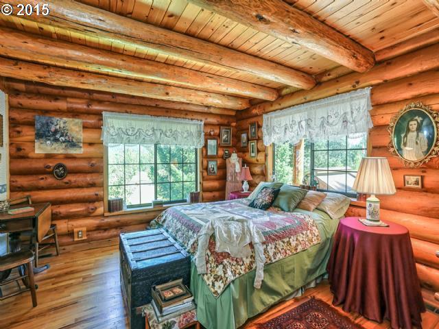 899 Caves Camp Road Williams, OR 97544 - Photo 9 of 16 Gallery Image 9