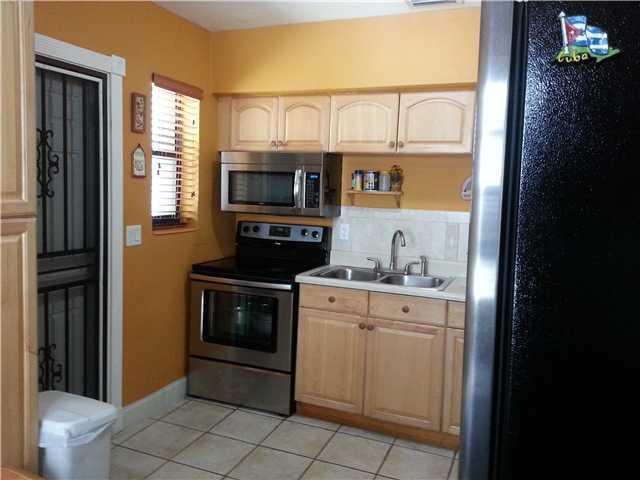601 Northwest 116th Street Miami, FL 33168 - Photo 5 of 9