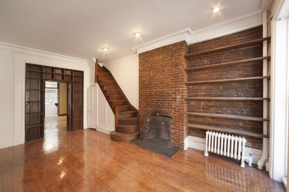 246 West 11th Street Manhattan, NY 10014 - Photo 3 of 6