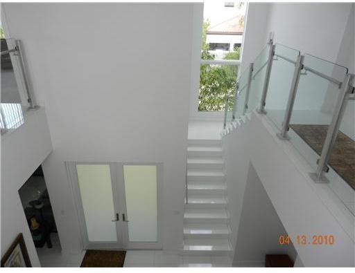 485 Ridgewood Road Key Biscayne, FL 33149 - Photo 8 of 16