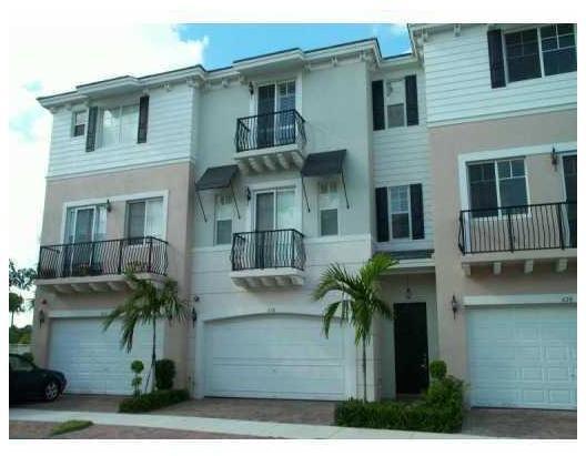 3628 Northwest 5th Terrace Boca Raton, FL 33431 - Photo 6 of 9