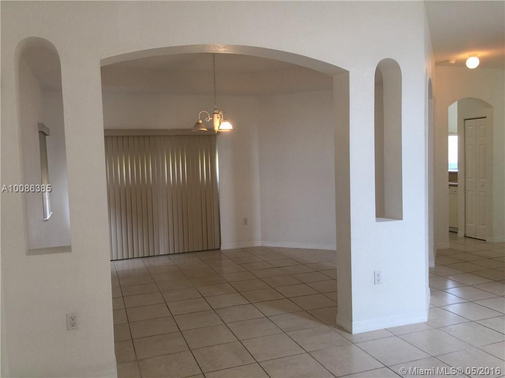 13402 Southwest 280th Terrace Homestead, FL 33033 - Photo 9 of 11 Gallery Image 9