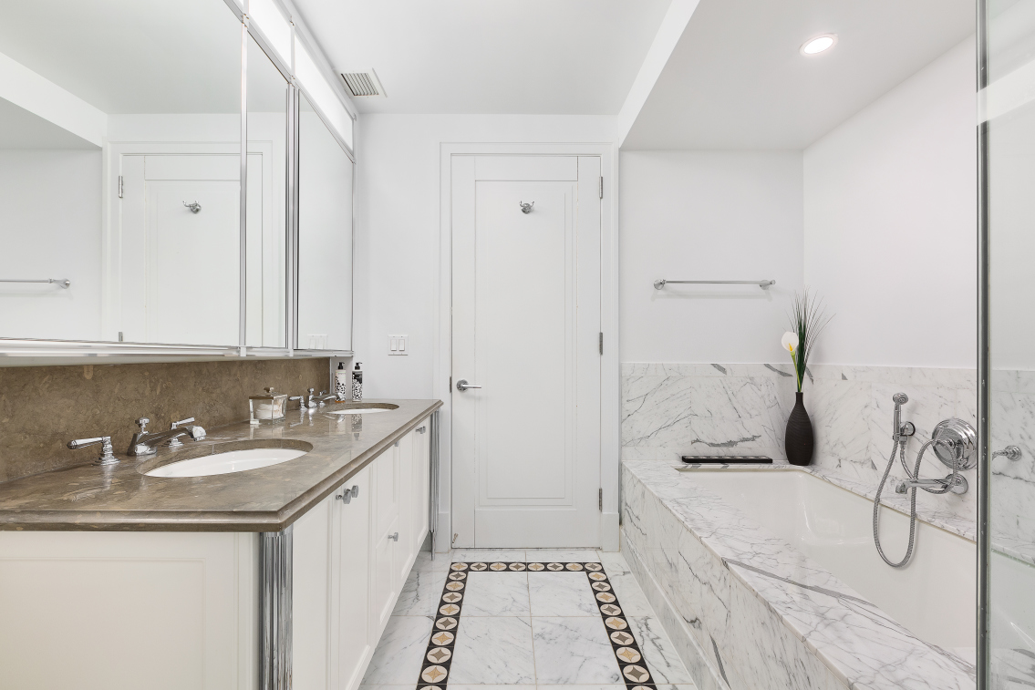 205 West 76th Street, Unit 1601 Manhattan, NY 10023 - Photo 4 of 6