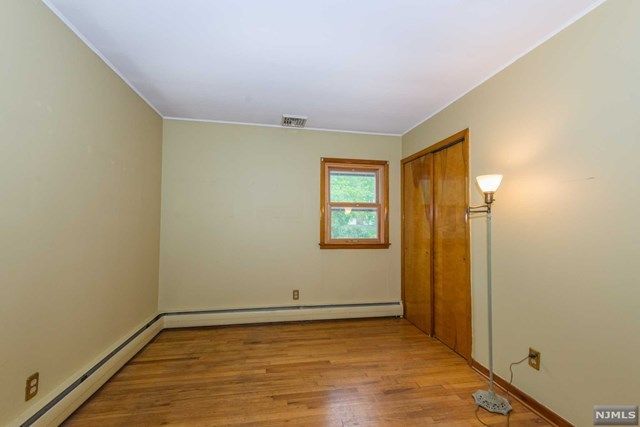 11 Watchtower Road Denville, NJ 07834 - Photo 12 of 25