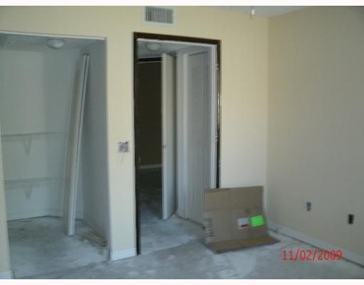 456 South Park Road, Unit 306 Hollywood, FL 33021 - Photo 2 of 5