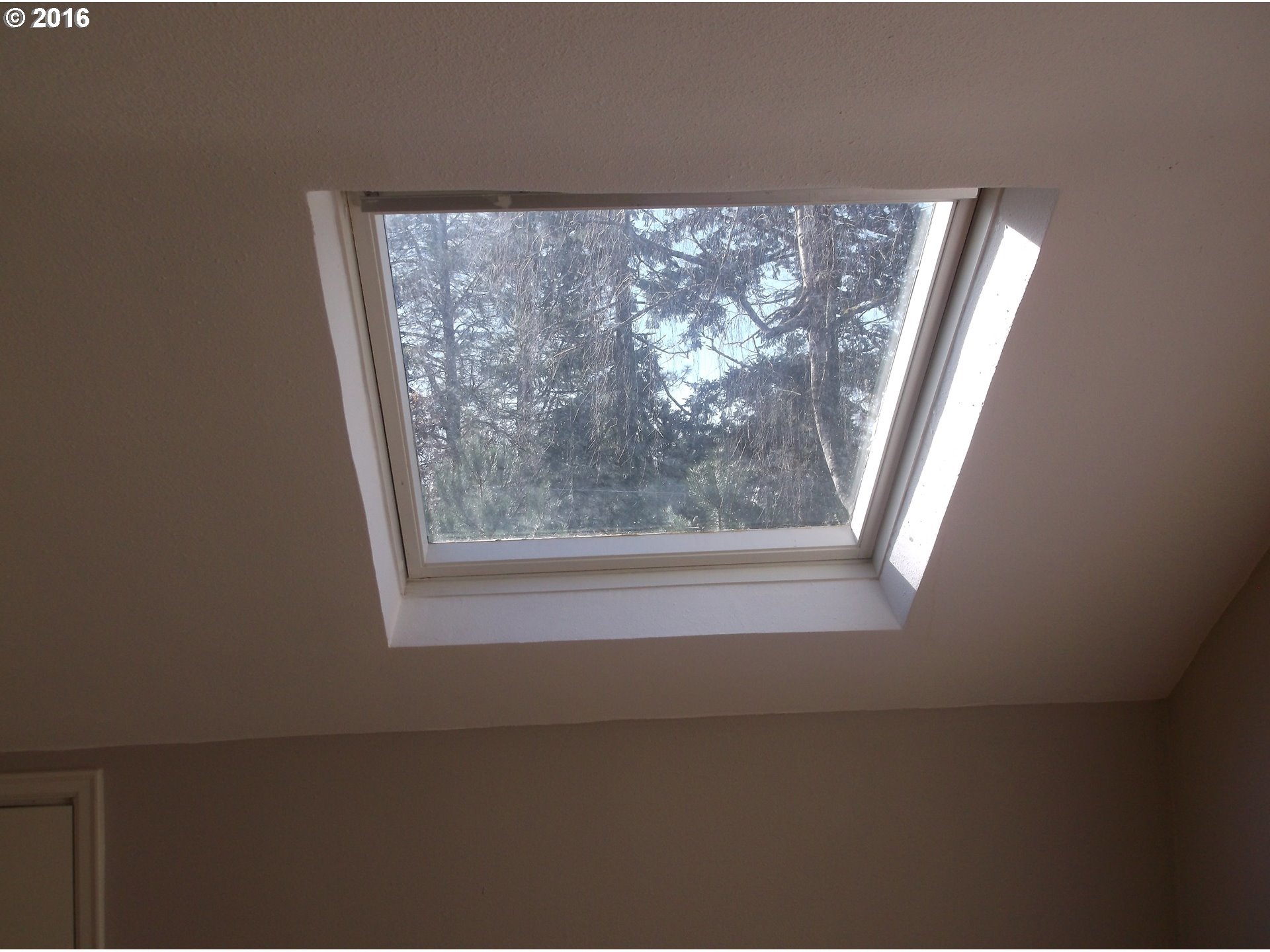 5901 Southwest Brugger Street Portland, OR 97219 - Photo 31 of 32 Gallery Image 31