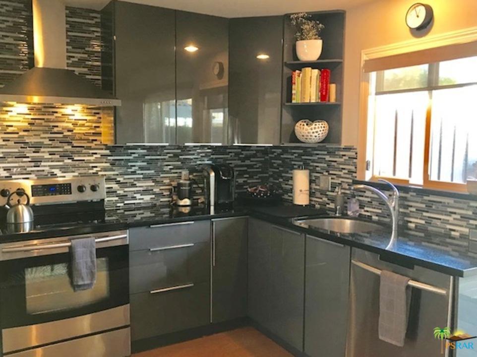 1268 Ramon Road, Unit 5 Palm Springs, CA 92264 - Photo 11 of 18