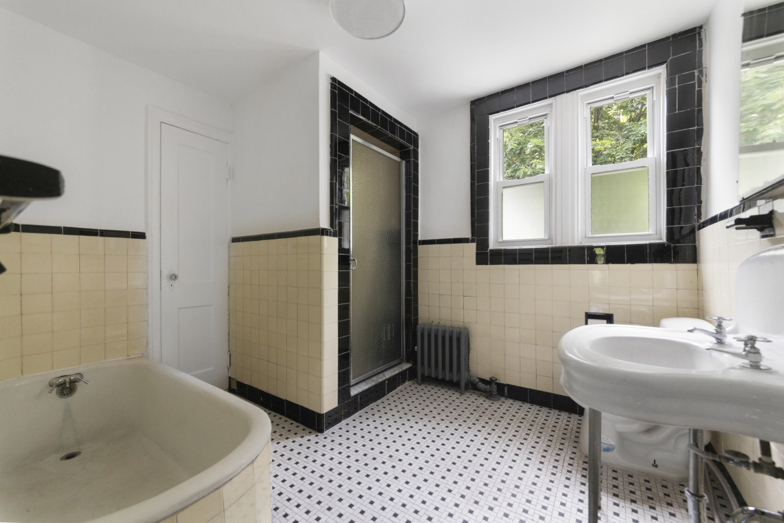 1108 Beverley Road Brooklyn, NY 11218 - Photo 9 of 16
