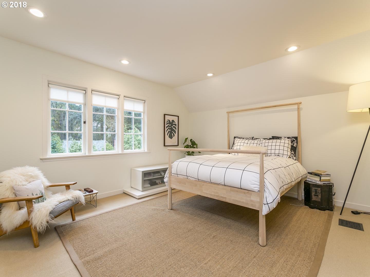 2788 Southwest Old Orchard Road Portland, OR 97201 - Photo 16 of 32 Gallery Image 16
