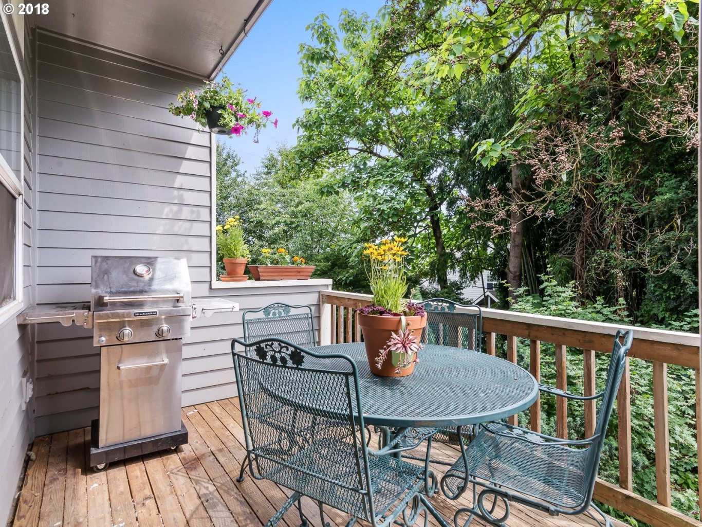 3602 Southwest Corbett Avenue Portland, OR 97239 - Photo 15 of 16 Gallery Image 15