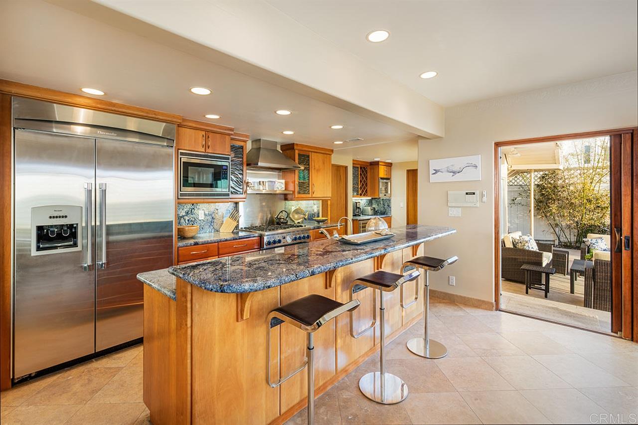 754 Neptune Avenue Encinitas, CA 92024 - Photo 11 of 25