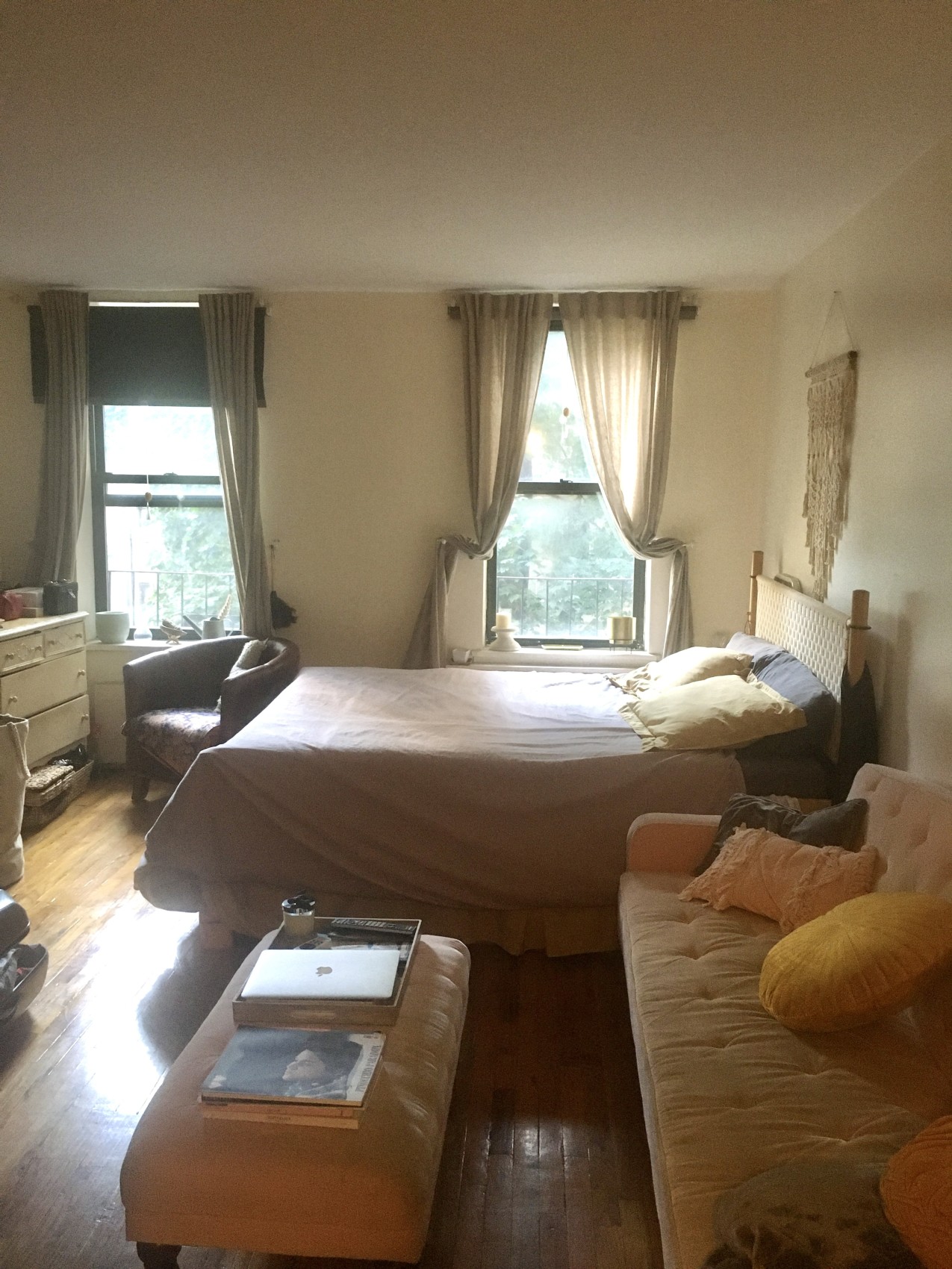 336 East 61st Street, Unit 1 Manhattan, NY 10065 - Photo 1 of 12