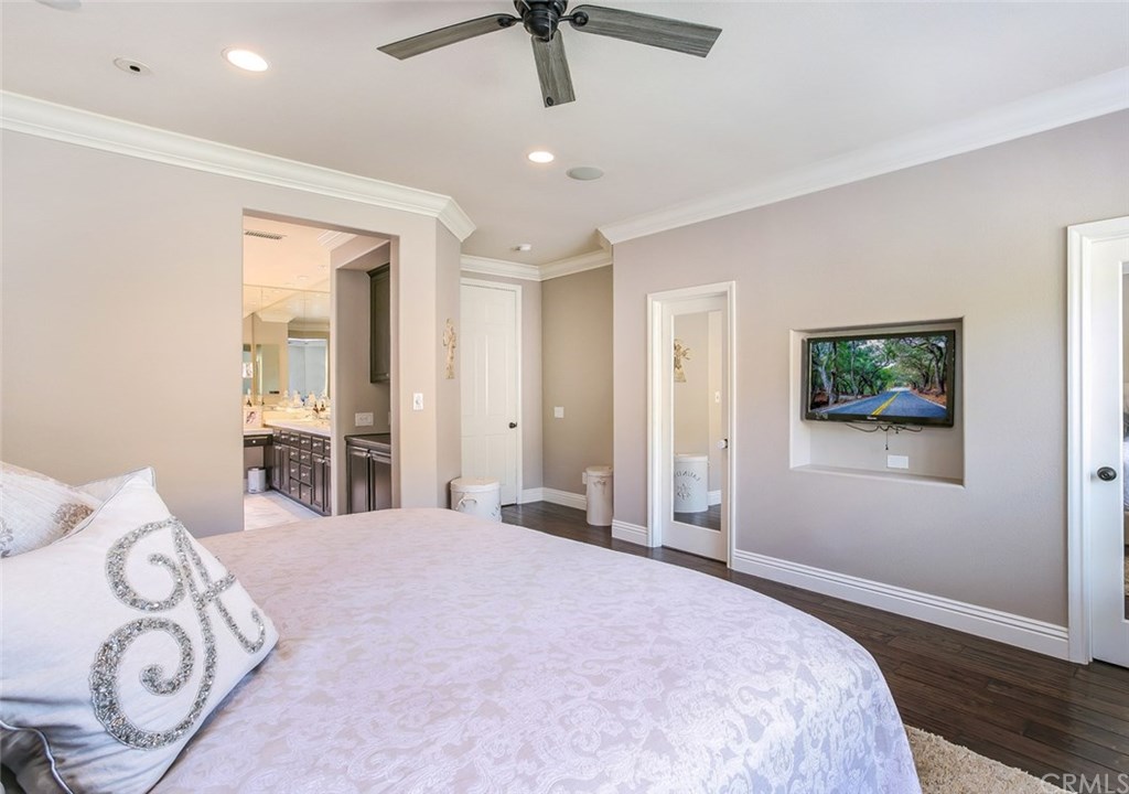 46 Rolling Ridge Rancho Santa Margarita, CA 92688 - Photo 14 of 26 The master bedroom includes 2 walk-in closets and a TV niche.