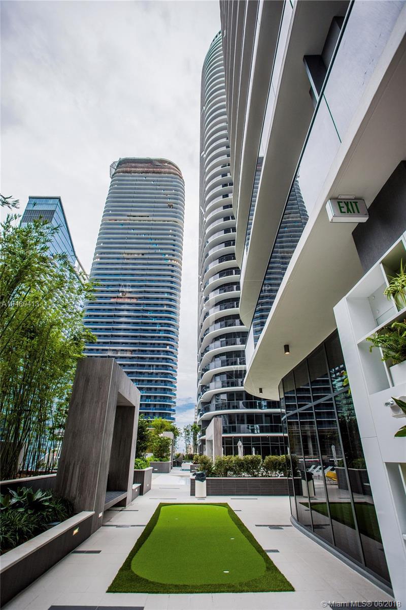 55 Southwest 9th Street, Unit LPH4408 Miami, FL 33130 - Photo 46 of 56